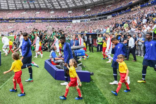 固了队员间 固了队员间