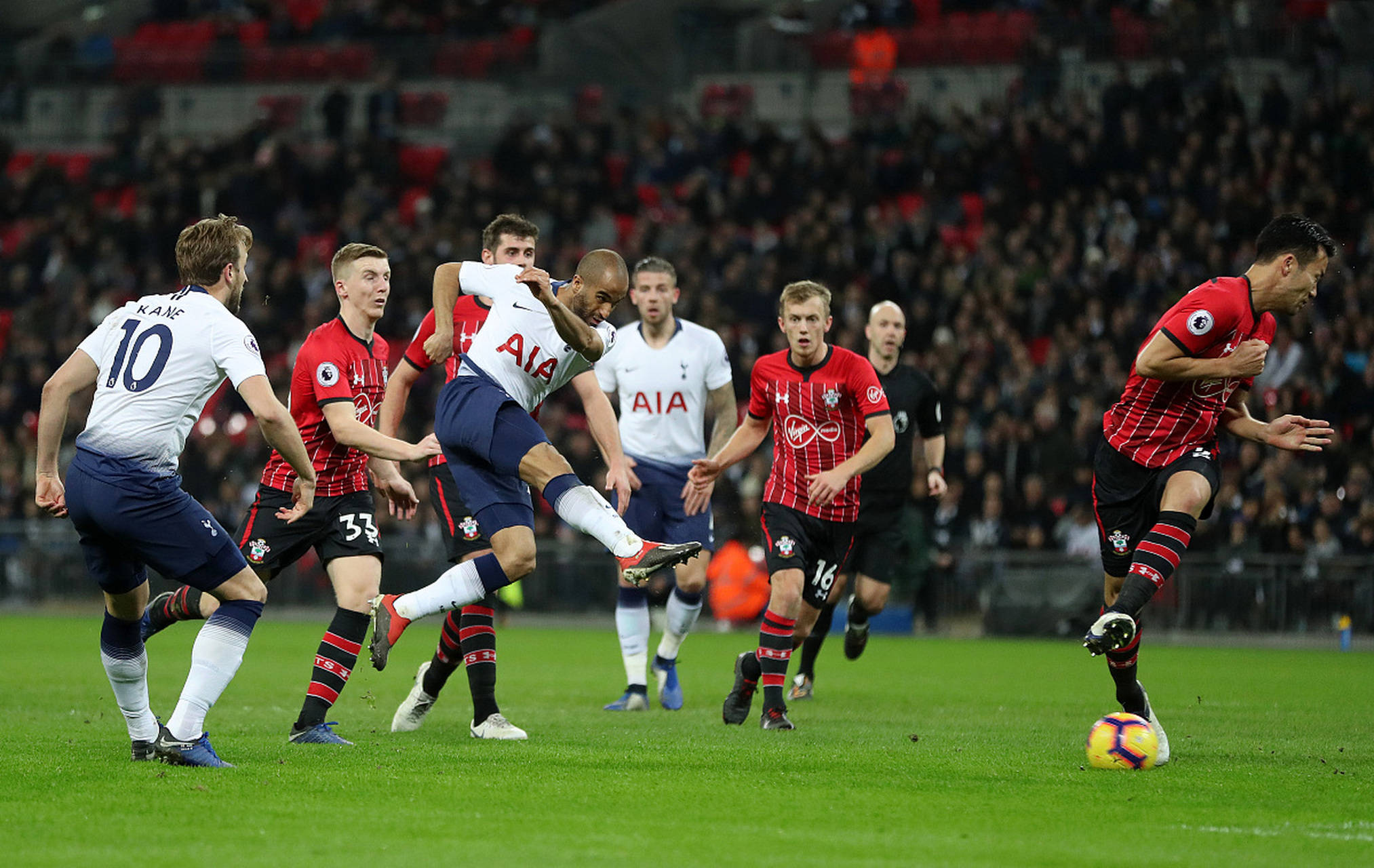 引发了一系 引发了一系