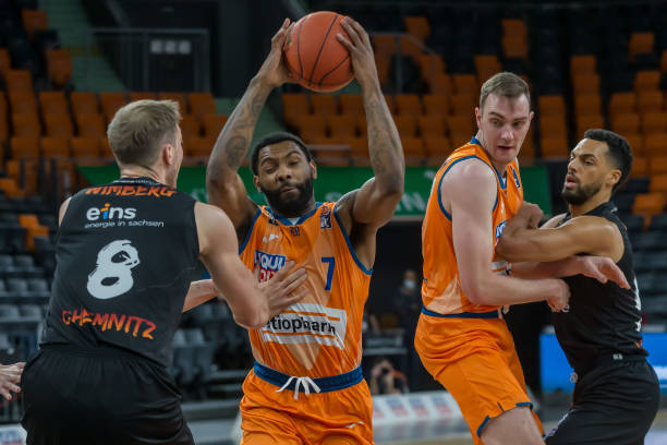 战术较量 战术较量